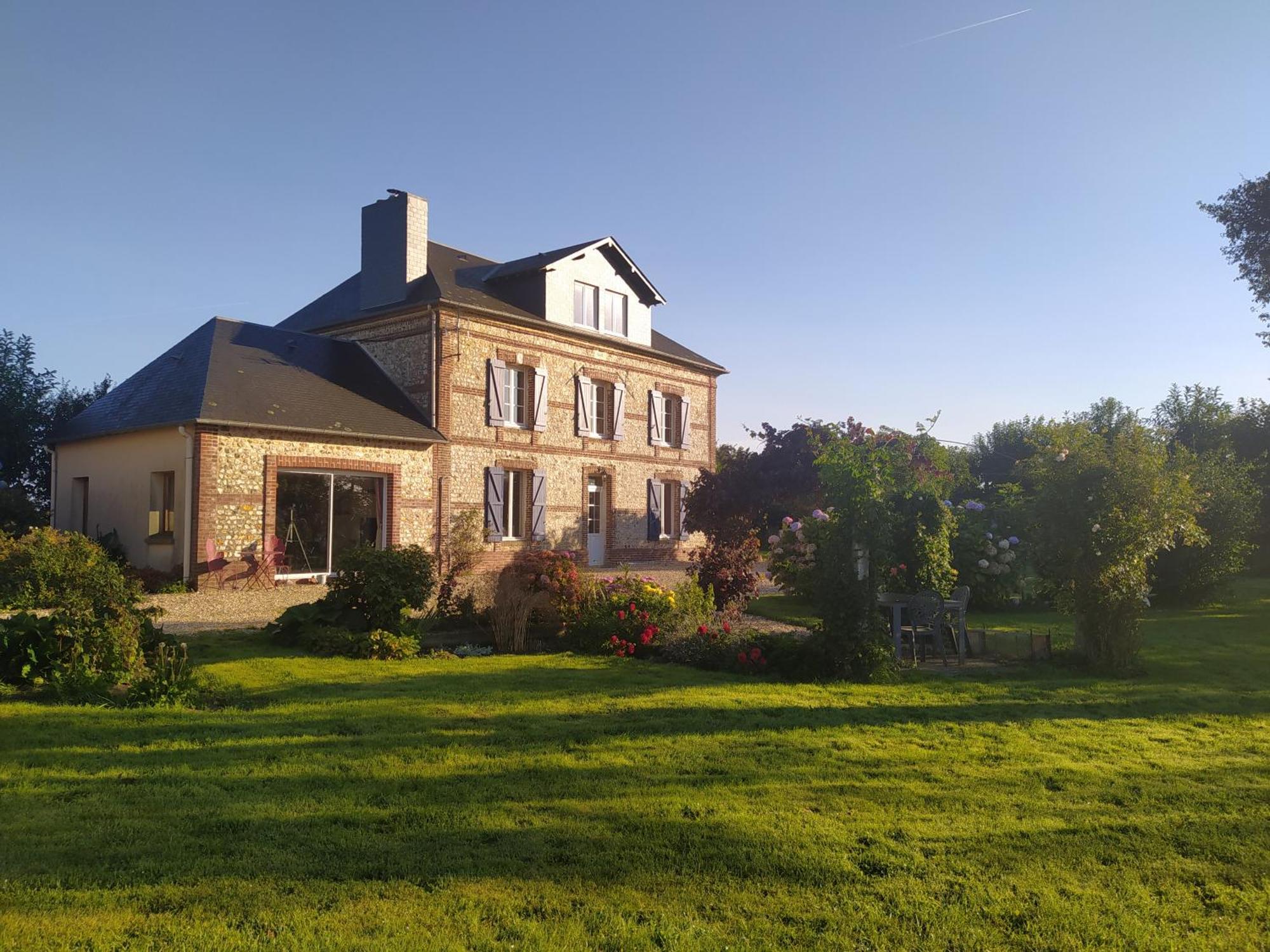 Chambres D'Hotes " Le Clos Des Colimacons " Maniquerville Luaran gambar